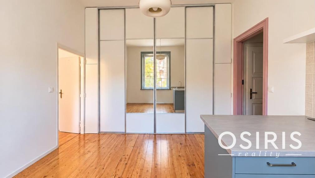 1-Bedroom Apartment with a 16 m² Terrace – Ideal for Expats