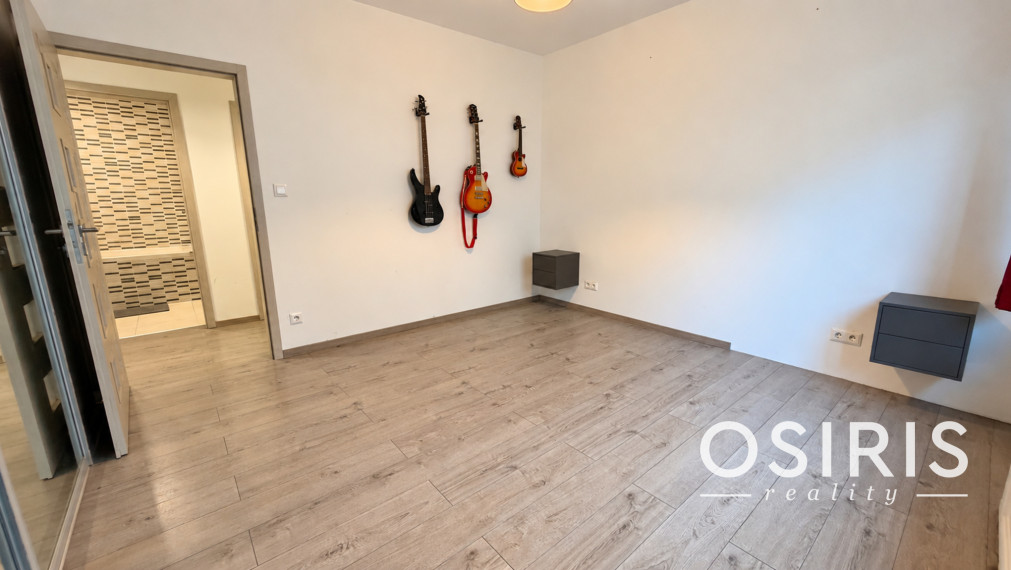 Klimatizovaný 2-izbový byt so záhradou 87 m², terasou a parkovaním – Ružinov
