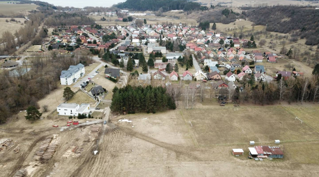 Stavebné pozemky s inžinierskymi sieťami , obec Liptovská Sielnica