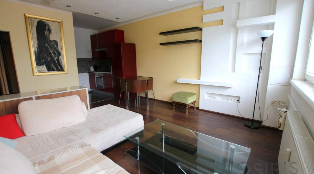 NEPREHLIADNITE: Útulný 2i byt s klimatizáciou, Tichá ul. BA I