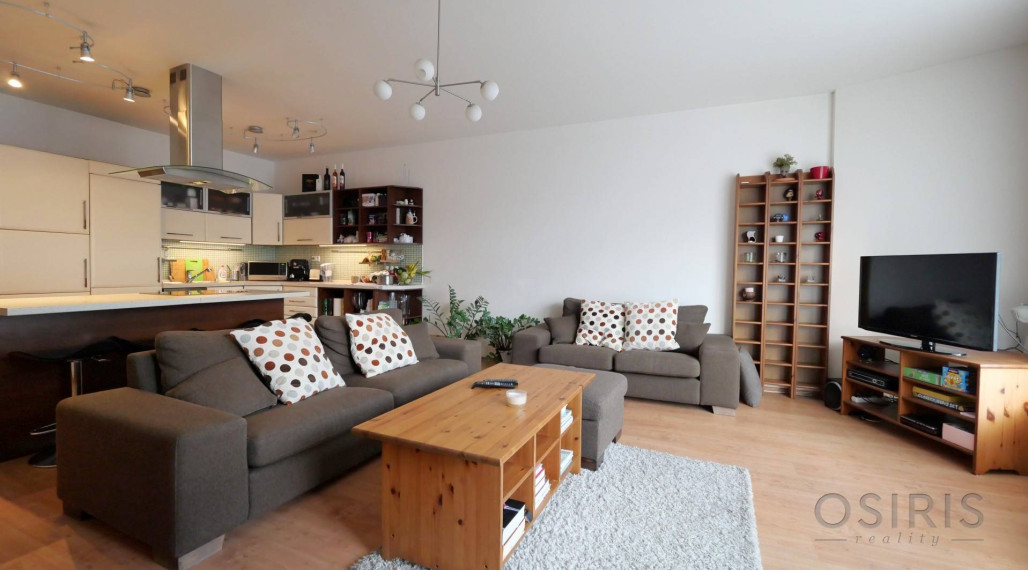 Zariadený 4i byt, 120 m2, balkón, parkovanie v garáži, Koloseo, BA III