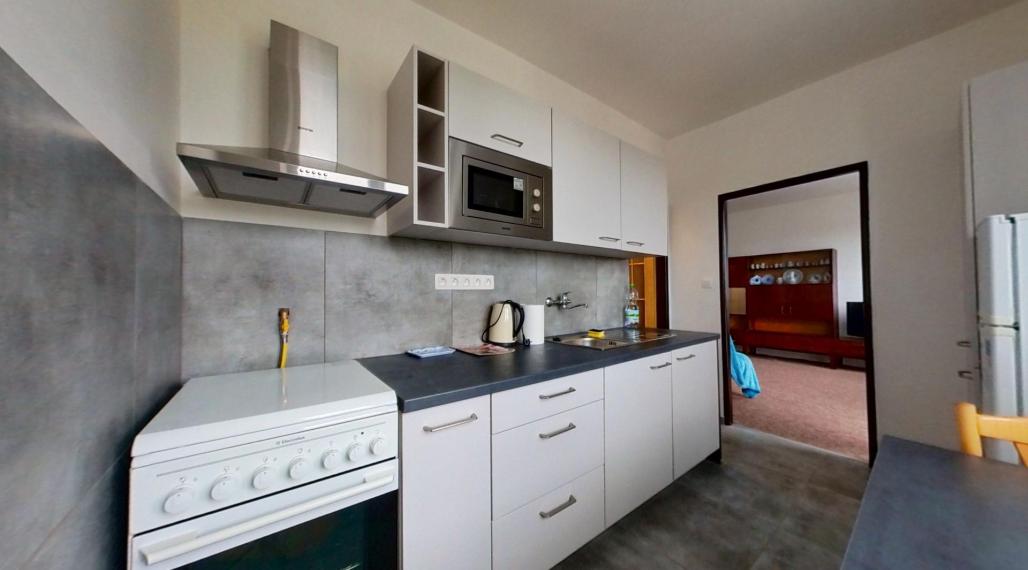 Zariadený 2i byt po čiastočnej rekonštrukcii, balkón, Ivanská cesta, Ružinov