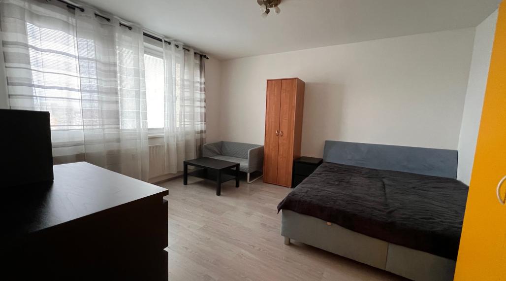 Na prenájom 1i byt po kompletnej rekonštrukcii z r. 2018, Rovniankova