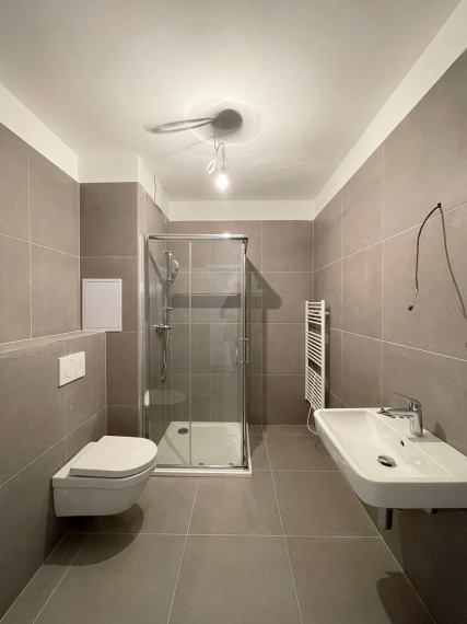 Skolaudovaný, praktický 1 izbový byt v štandarde