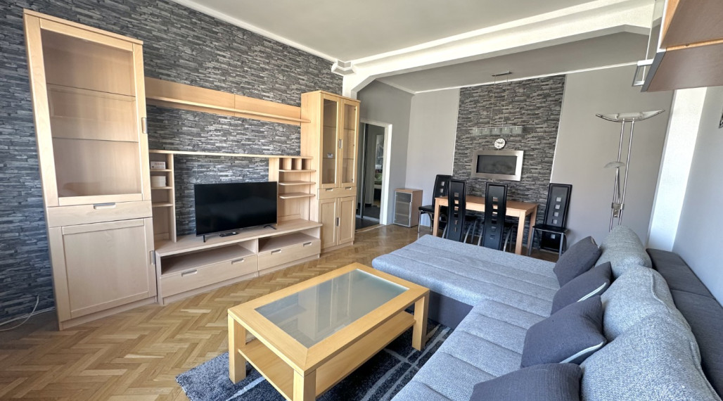 Zrekonštruovaný, zariadený 3i byt v blízkosti Štrkovca