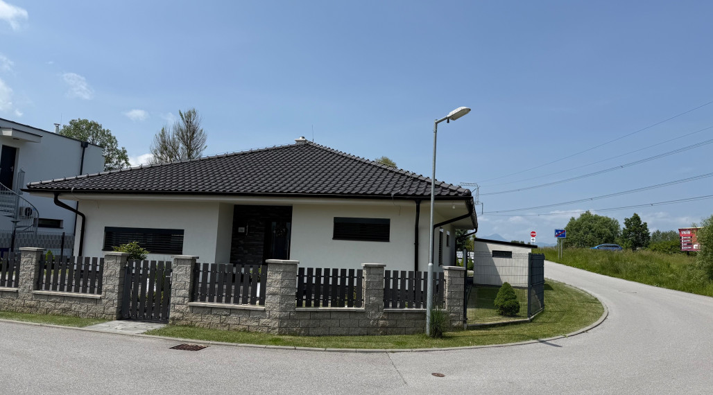 Moderný 4-izbový rodinný dom so záhradou a terasou, Uhorská Ves