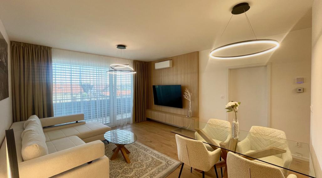 Prenájom úplne nového, luxusného 2 izb. bytu s garážovým miestom