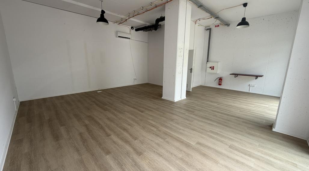 Klimatizovaný obchodný priestor 52,51 m2, novostavba 2024, 2x parkovacie miesto, Ovocné Sady