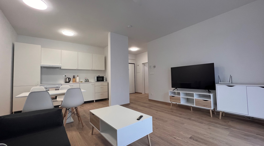 2i byt s balkónom 12 m2, novostavba 2024, 1x parkovacie miesto,