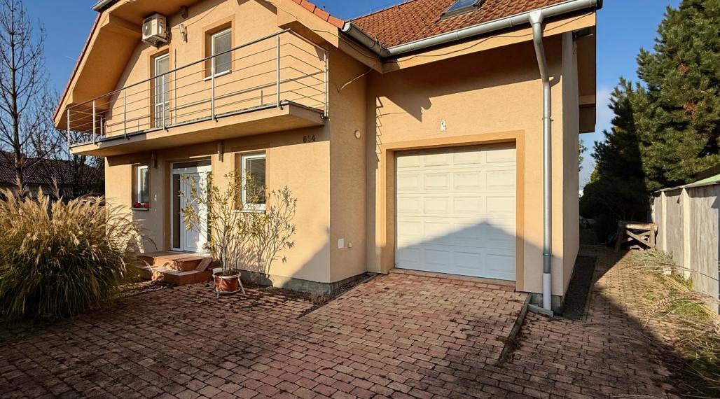 Klasický, 5 izbový rodinný dom vo výbornej lokalite