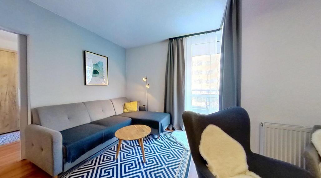 Na prenájom klimatizovaný 2i byt s balkónom, Ružinov, parkovanie