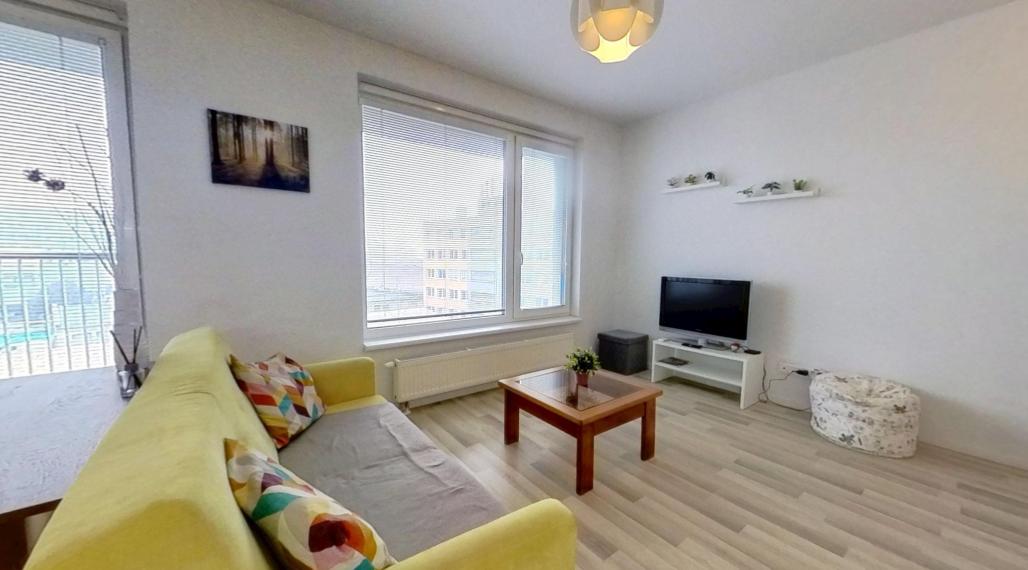 Klimatizovaný 2i byt s balkónom v novostavbe z r. 2020, Jarabinky