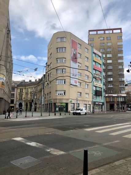 Na predaj 4-izbový a zariadený byt v Starom Meste