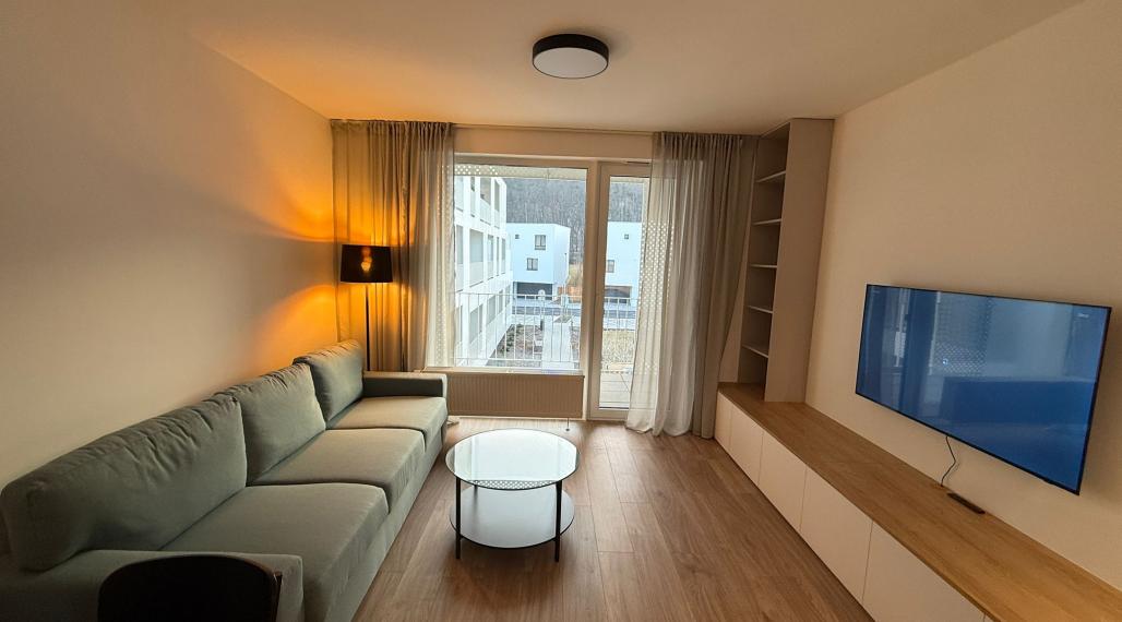 Na prenájom zariadený 2-izbový byt v novostavbe Agáty , Dúbravka