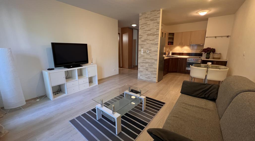 Na prenájom 2i byt s balkónom a parkovaním v novostavbe z r. 2015, Koliba