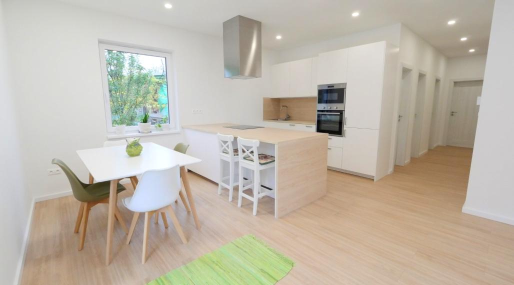 NOVOSTAVBA: Samostatný, zariadený 4i RD, Priehradná, BA II – Vrakuňa