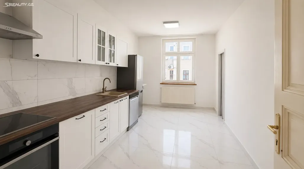 Výnosová príležitosť v centre kúpeľného mesta - 3+KK, 88 m² v Tepliciach