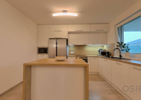 4i byt v novostavbe s pozemkom 125 m2, 2x parkovanie, Bernolákovo