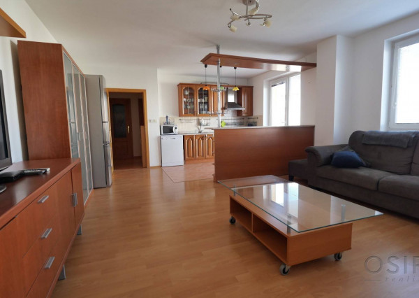 Klimatizovaný, zariadený 2i byt, balkón, šatník, Ľ. Fullu, Karlova Ves