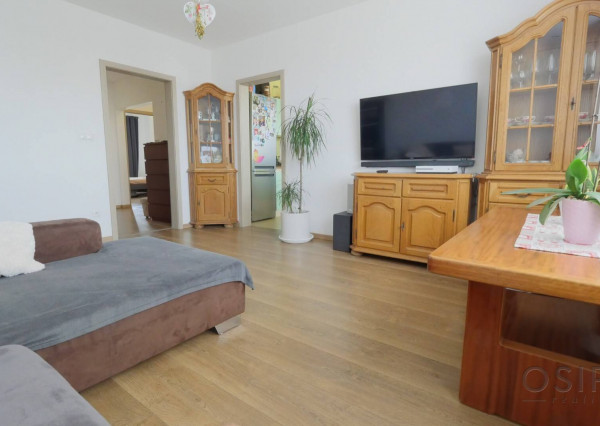 Slnečný 3i byt s loggiu, po kompletnej rekonštrukcii z r. 2014