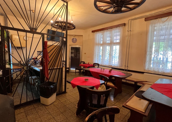 Na prenájom, Pohostinstvo 140 m2 + terasa, Bratislava - Nové Mesto