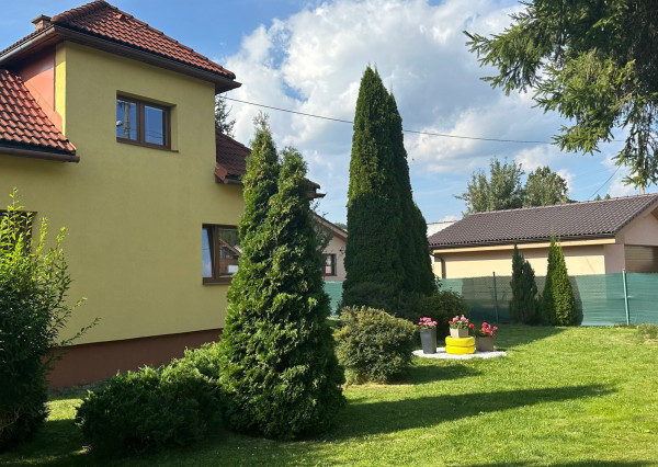 3i rodinný dom s rovinatým pozemkom 662 m2, Liptovská Ondrašová, okres Lipt. Mikuláš