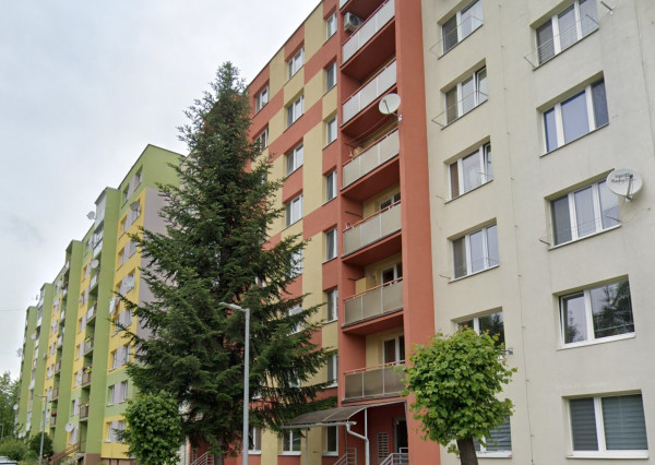 3 izbový byt po čiastočnej rekonštrukcii z r. 2004, Mier