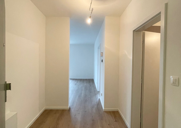 Slnečný 2 izbový byt v štandarde s veľkou terasou