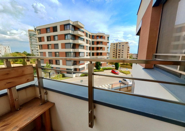 Krátkodobý prenájom - Klimatizovaný 2i byt s balkónom, novostavba 2019, parkovacie miesto