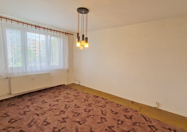 3 izbový byt po čiastočnej rekonštrukcii z r. 2004, Mier