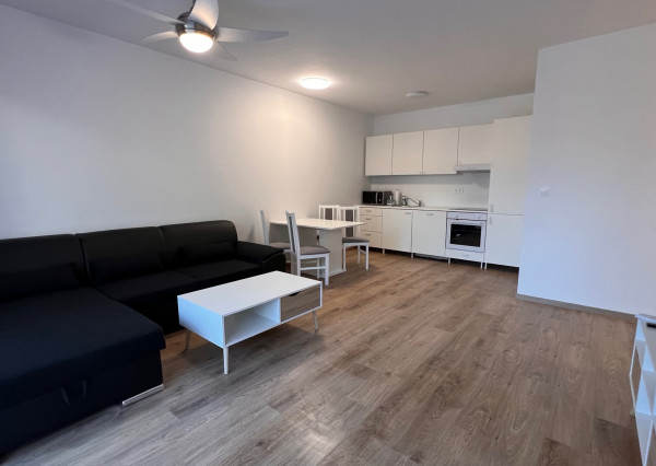 2i byt s balkónom 6 m2, novostavba 2024, 1x parkovacie miesto,