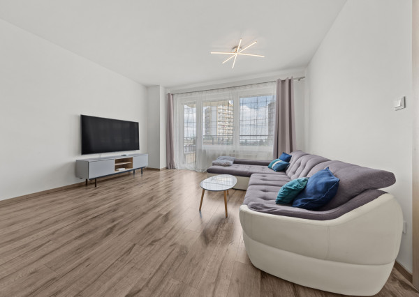 Klimatizovaný 2i byt s balkónom, novostavba 2019, parkovacie miesto