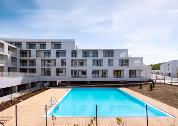 Na prenájom zariadený 3-izbový byt v novostavbe Agáty , Dúbravka