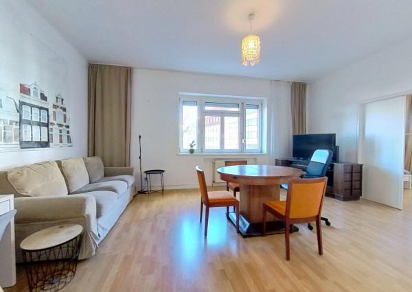 Klimatizovaný 4-izbový byt, v úplnom centre mesta, Laurinská ul.