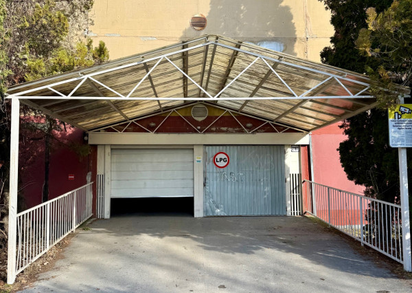 Predaj garáže v garážovom dome