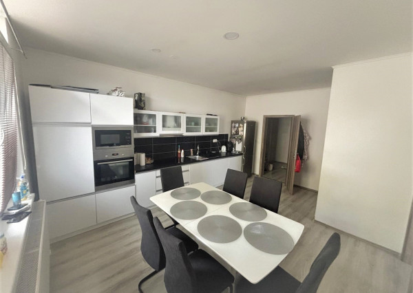 Predaj 2 izbový byt v Dolnom Chotári