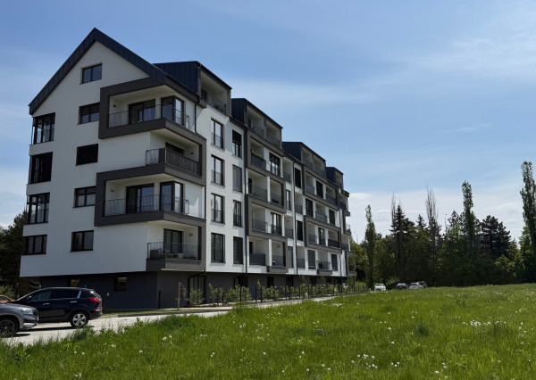 Na prenájom 2-izbový byt s balkónom v novostavbe – Liptovský Mikuláš