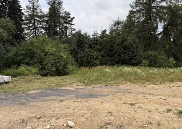 Ponuka na predaj stavebného pozemku 930m2 v obci Jamník s výhľadom na Vysoké a Nízke Tatry
