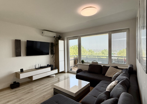 Rezervované -Moderný rodinný 3-izbový byt s terasou | Galéria Lužná | 78,56 m² | parkovanie | klimatizácia
