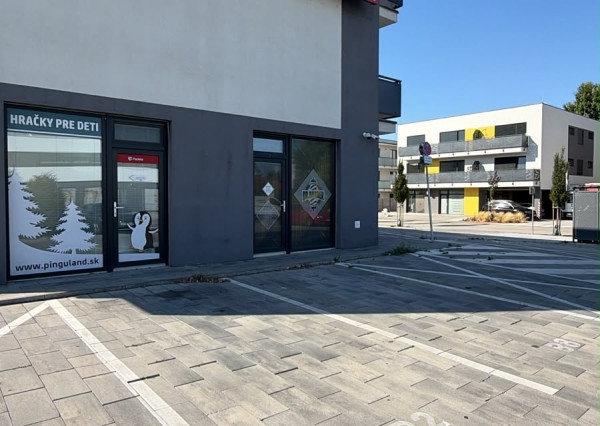 Na predaj parkovacie státie – Rovinka, ul. Jazerná/Hlavná