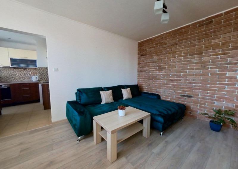 Na prenájom Klimatizovaný 2i byt s balkónom, Piešťanská ul. - fotografia 3