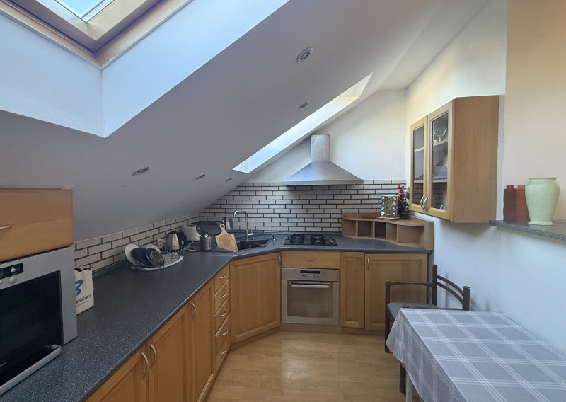 REZERVOVANÉ - STARÉ BERNOLÁKOVO | RODINNÝ DOM S VEĽKÝM POZEMKOM 777 m², GARÁŽOU A KRÁSNOU ZÁHRADOU - fotografia 3